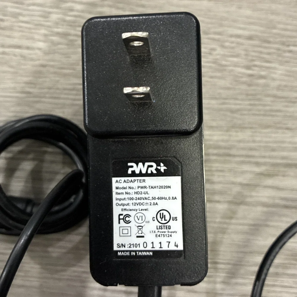 PWR Adapter PWR-TAH09020N 9VDC 2.0 A Ítem No. TBF11-UL